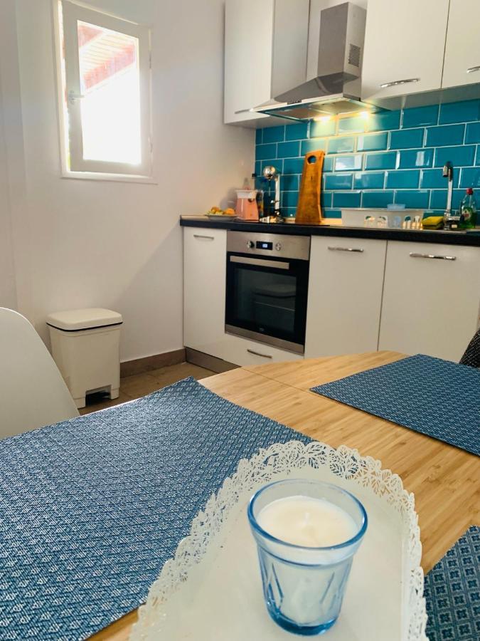 Villa ,,Sea Breeze,, - Home By The Sea Néa Ankhíalos エクステリア 写真