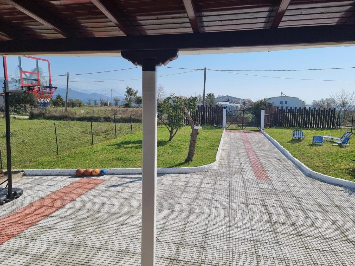 Villa ,,Sea Breeze,, - Home By The Sea Néa Ankhíalos エクステリア 写真