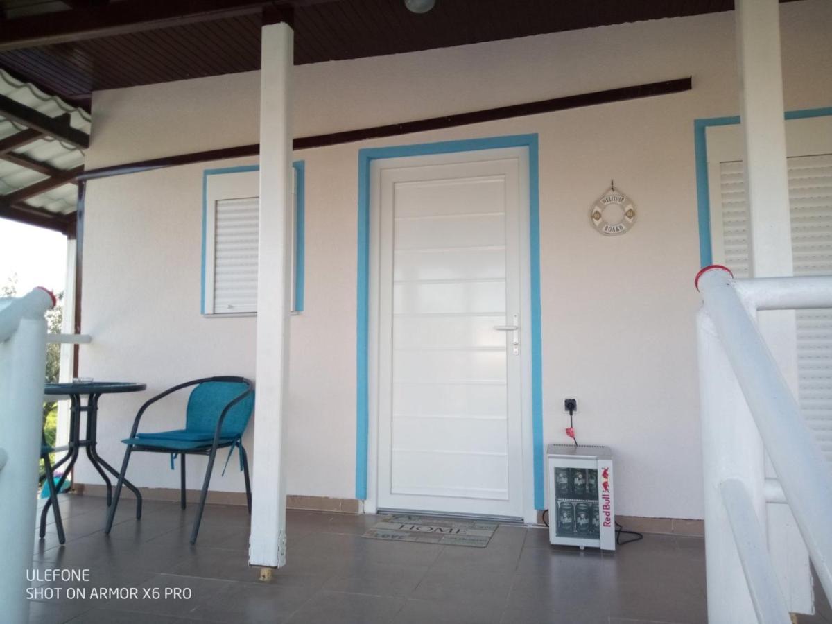 Villa ,,Sea Breeze,, - Home By The Sea Néa Ankhíalos エクステリア 写真