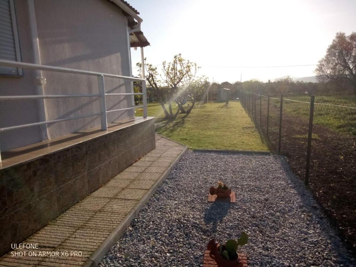 Villa ,,Sea Breeze,, - Home By The Sea Néa Ankhíalos エクステリア 写真
